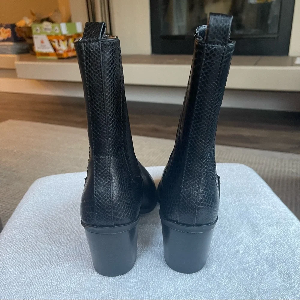 DV by Dolce Vita like new